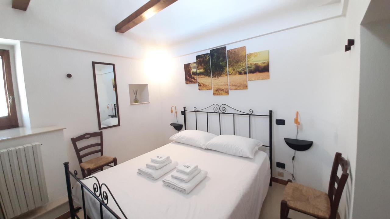 Capodigallo Holiday Trullo Monte Santo Alberobello Bagian luar foto